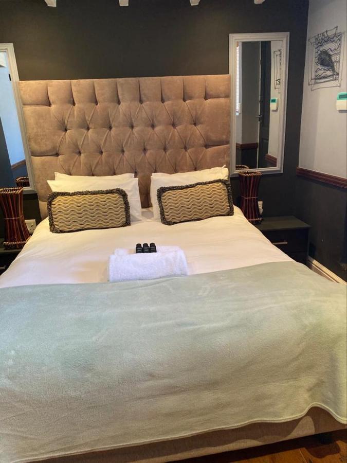The Lions Guest House Cape Town Ngoại thất bức ảnh